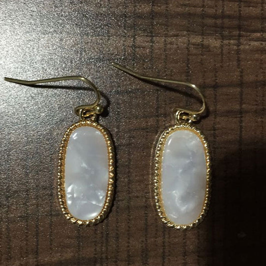 Oval Pendant Luxe Earrings