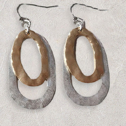 On-trend Hit Color Oval Earrings