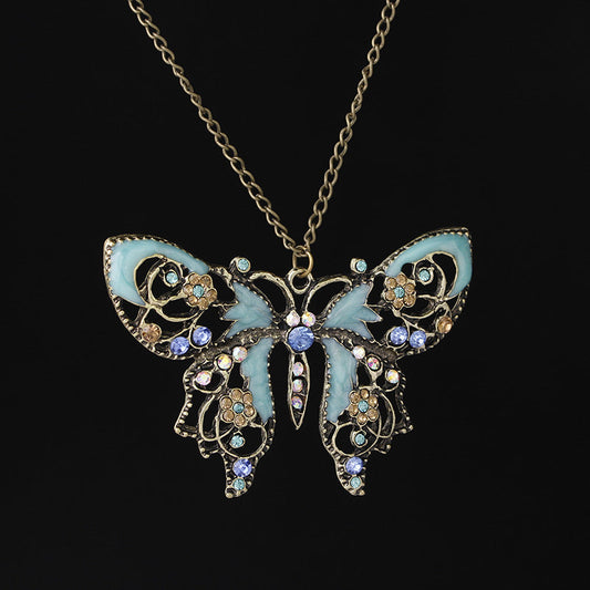 Rhinestone Decor Stunning Hollow-Out Butterfly-shaped Pendant Necklace
