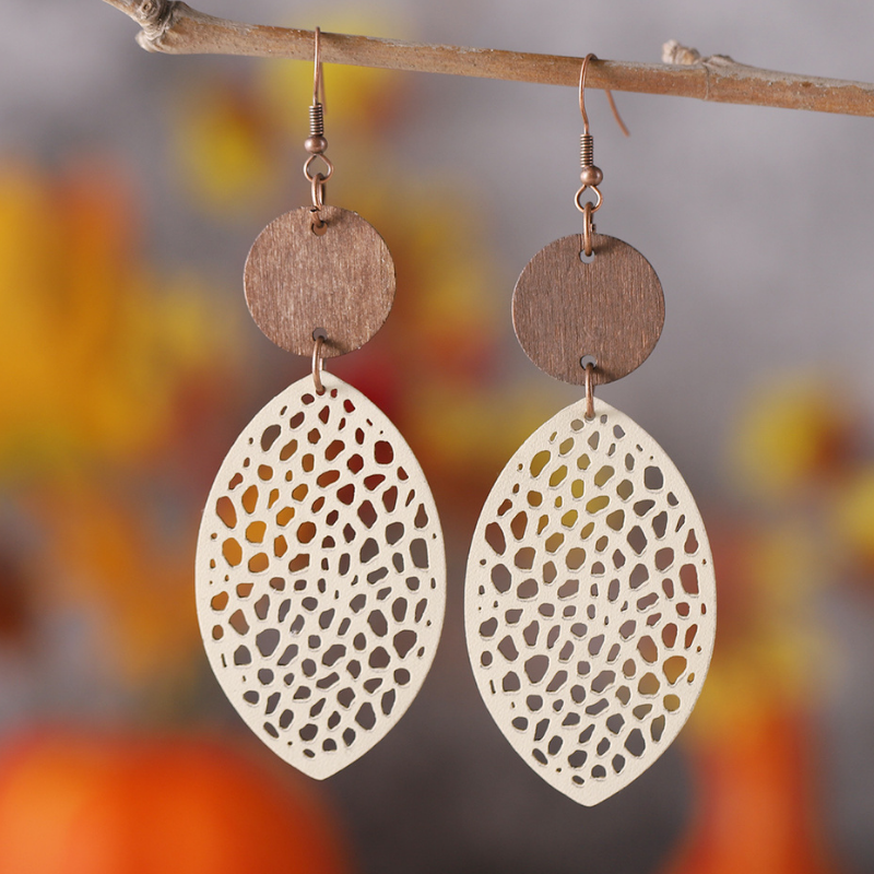 Oval Wooden Cutout Pendant Elegant Earrings