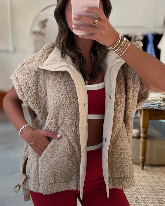 Contrast Lining Sherpa Sleeveless Vest