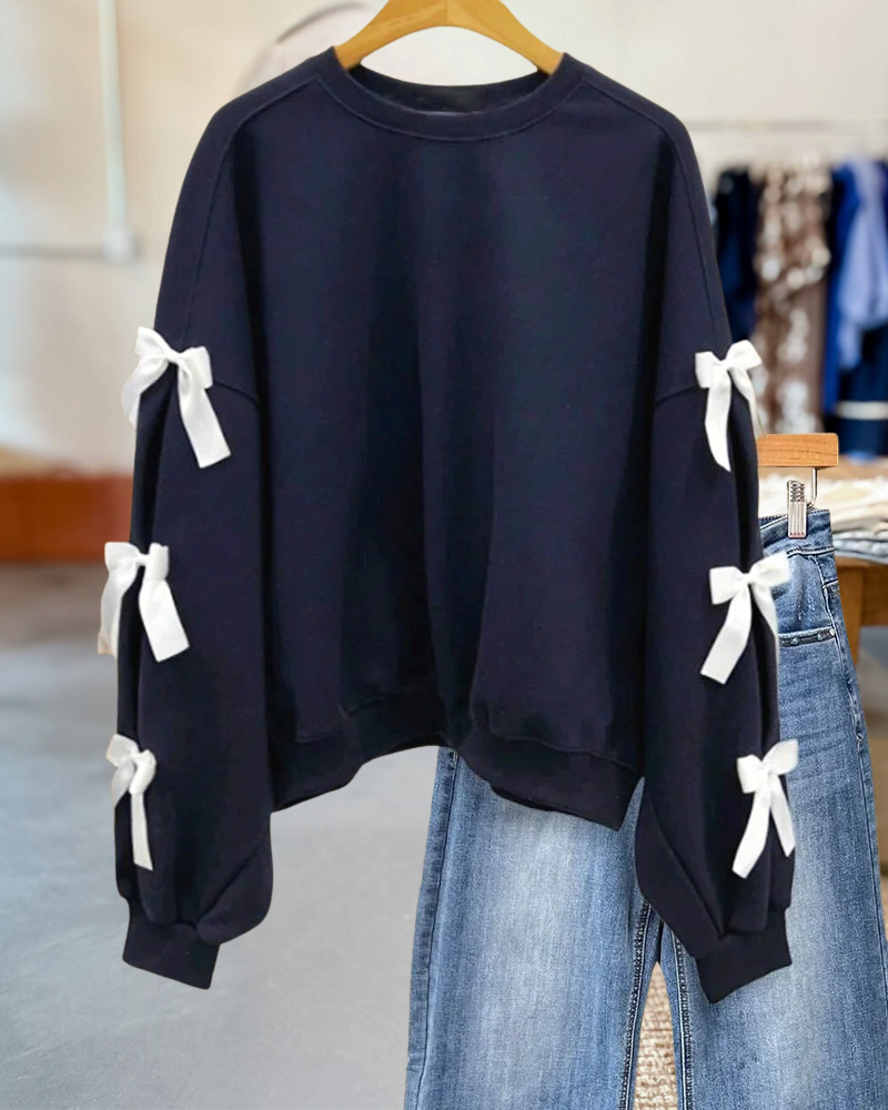 Hit Color Bow Decor Rocking Sweatshirt
