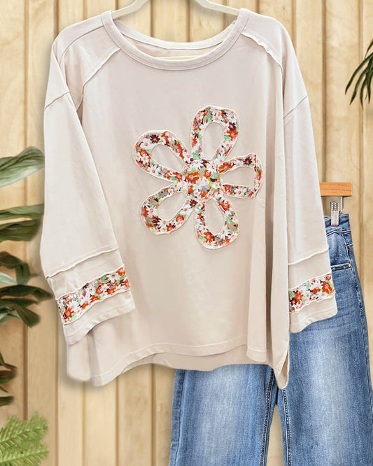 Patchwork Flower Applique On-trend Casual Wear Blouse