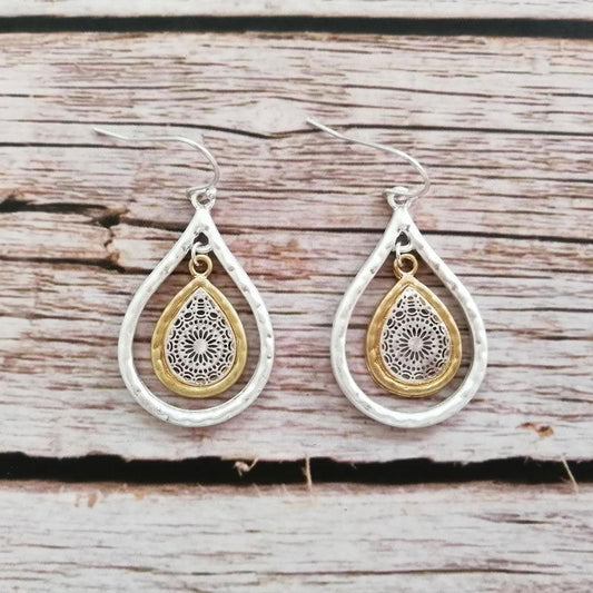 Color Block Drop-shaped Sophisticated Metal Earrings